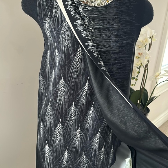 3.1 PHILLIP LIM 100% SILK ELEGANT BLACK GREY CREAM DRESS WITH NECKLINE DETAIL - Picture 8 of 15